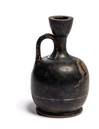 An Attic Red‑Figured Squat Lekythos