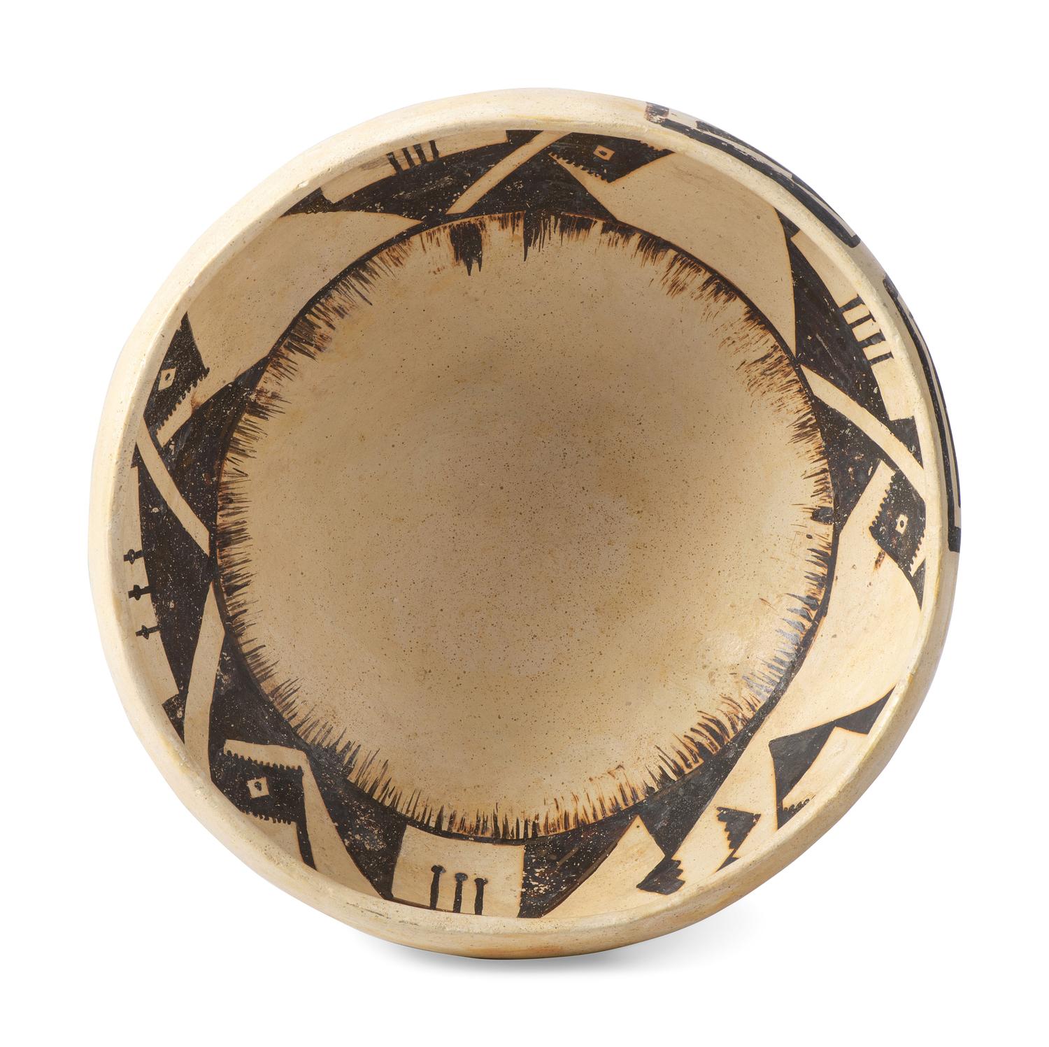 Ancestral Pueblo, Jeddito Black-on-Yellow Bowl