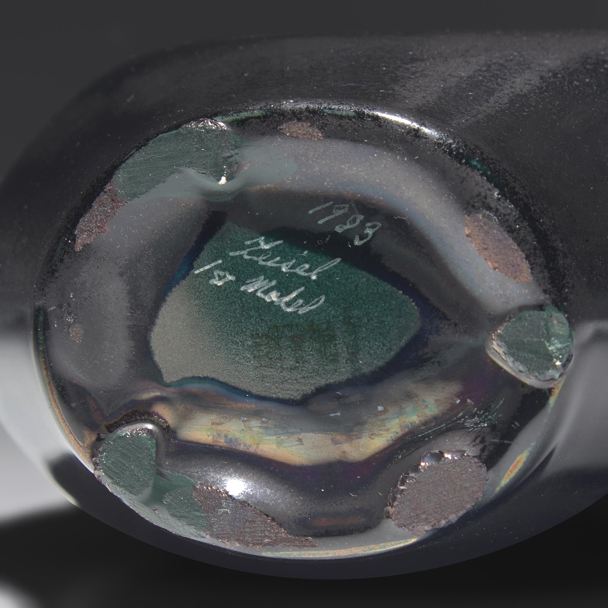 Belly Button vase, 1983
