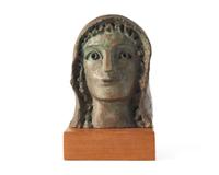Femme à la Coiffe