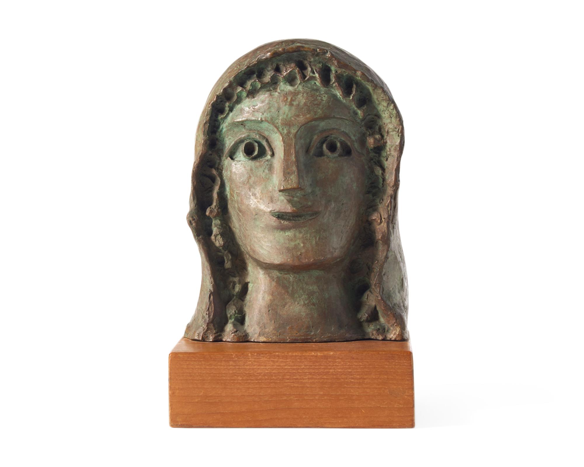 Femme à la Coiffe
