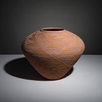 Richard Zane Smith (Wyandotte, b. 1955) — Corrugated Pottery Jar, 1985
