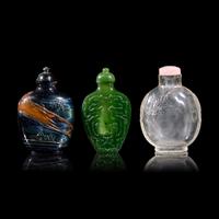 Three Chinese Carved Hardstone Snuff Bottles 粉晶、碧玉、貓眼石鼻烟壶各一