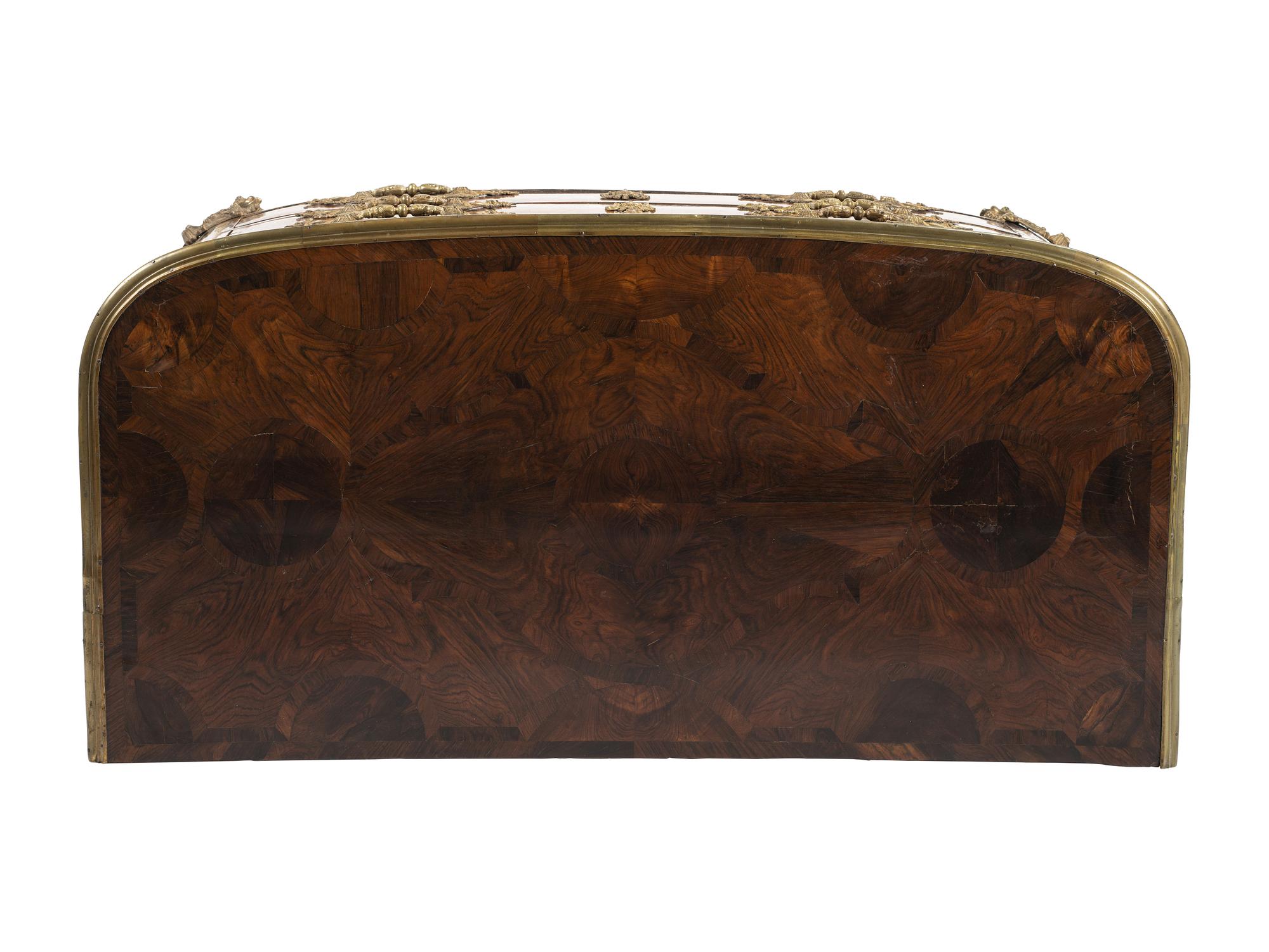 A Régence Kingwood and Tulipwood Commode