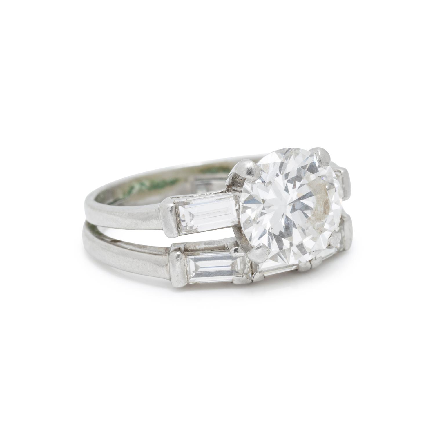 DIAMOND AND PLATINUM RING