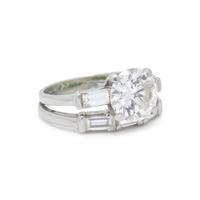 DIAMOND AND PLATINUM RING