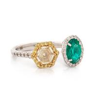 COLORED DIAMOND, DIAMOND, AND EMERALD TOI ET MOI RING