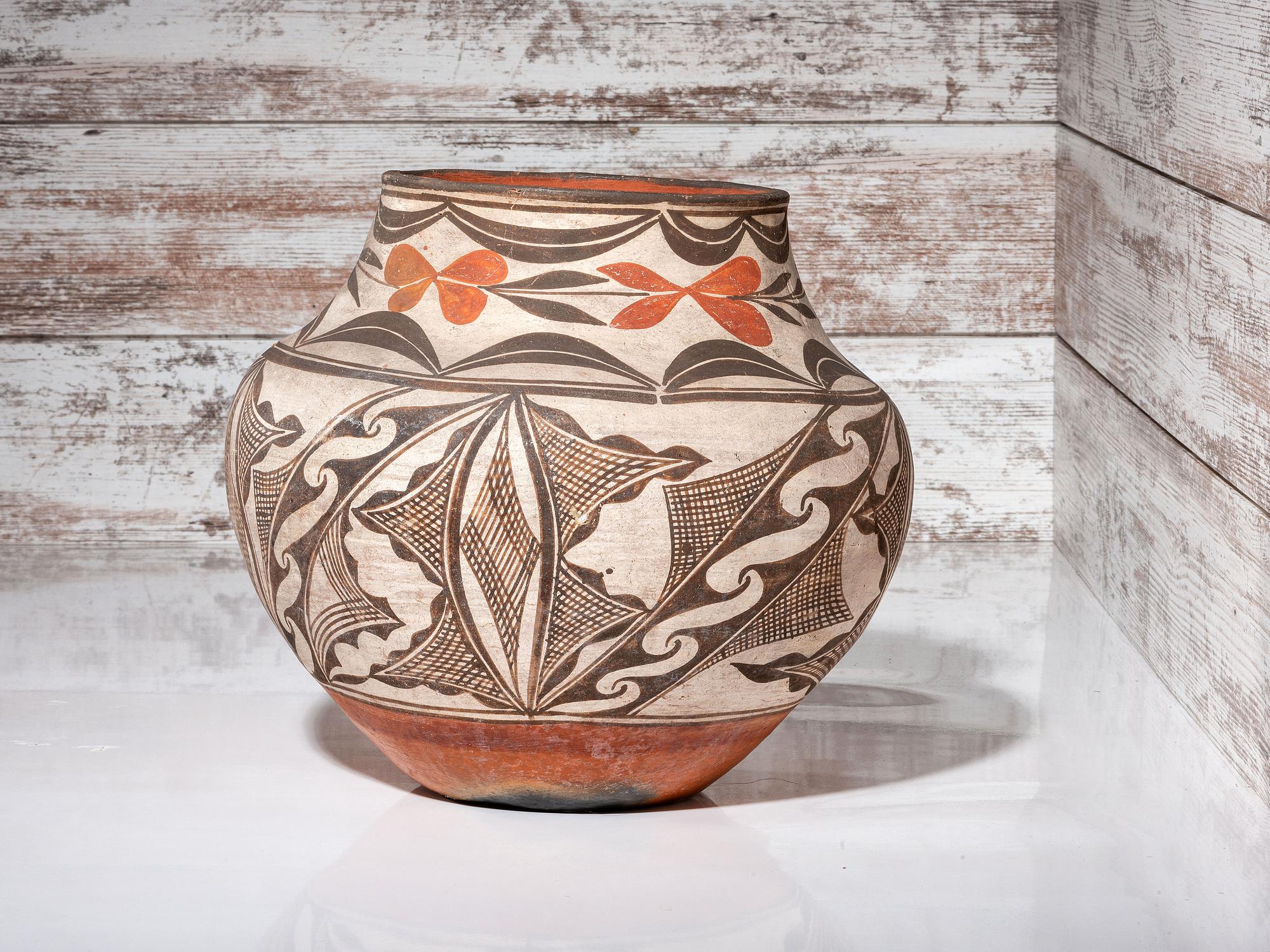 Zia Polychrome Pottery Jar