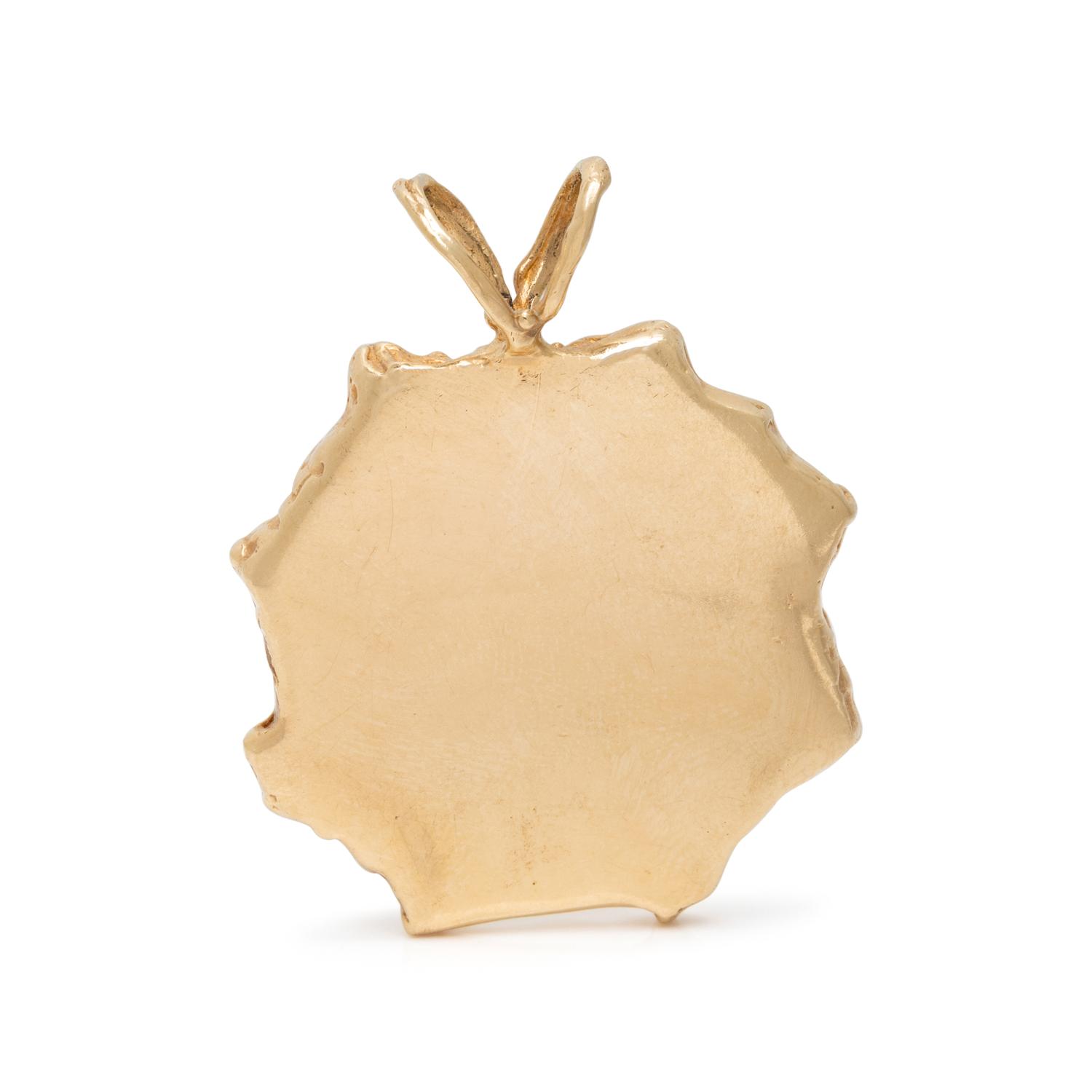 YELLOW GOLD AND DIAMOND ZODIAC PENDANT