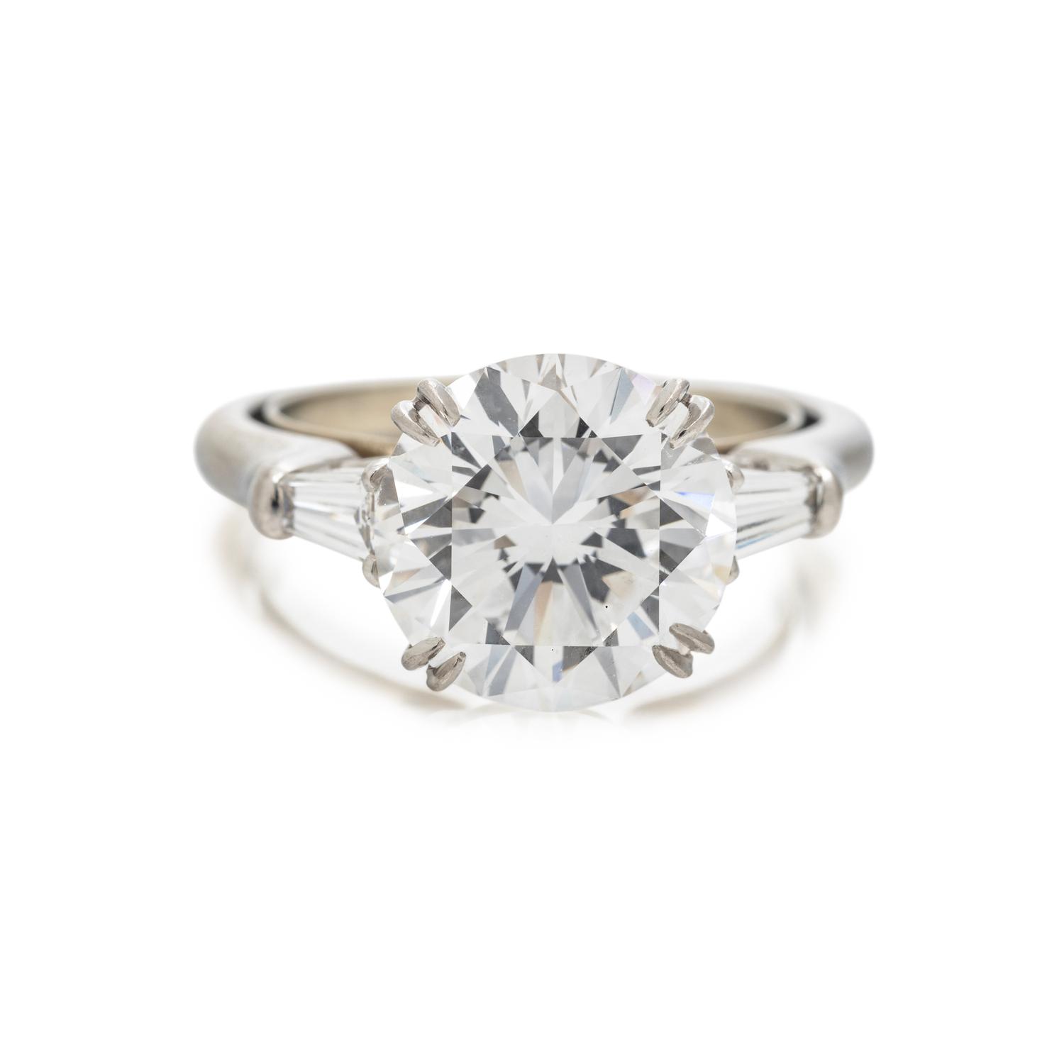 HARRY WINSTON, DIAMOND RING