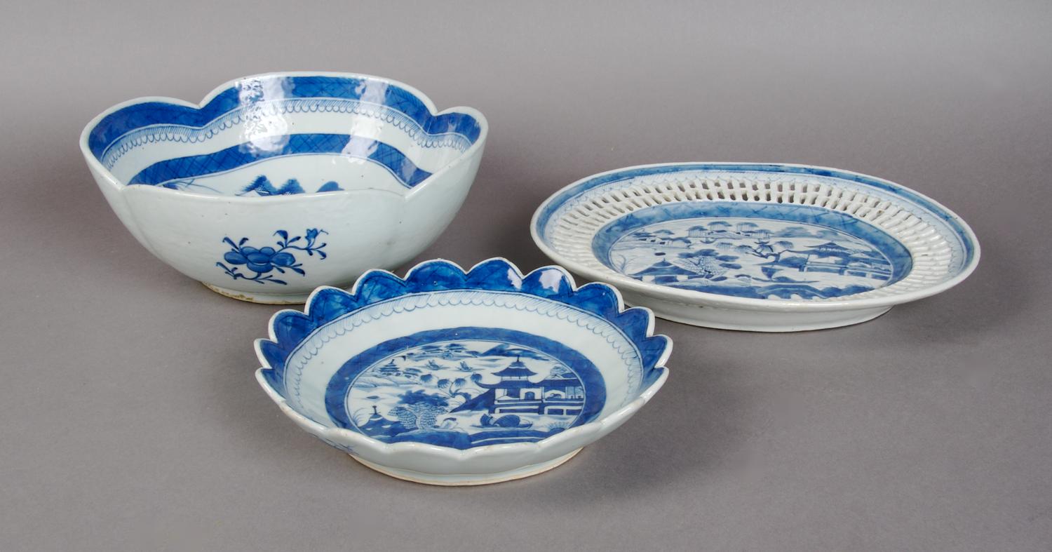 A Group of Three Blue and White Canton Export Wares, Diameter of widest 11 3/4 inches.
