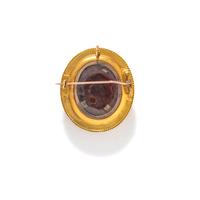 VICTORIAN, HARDSTONE CAMEO BROOCH