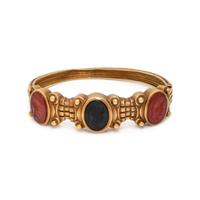 YELLOW GOLD AND HARDSTONE INTAGLIO BANGLE BRACELET