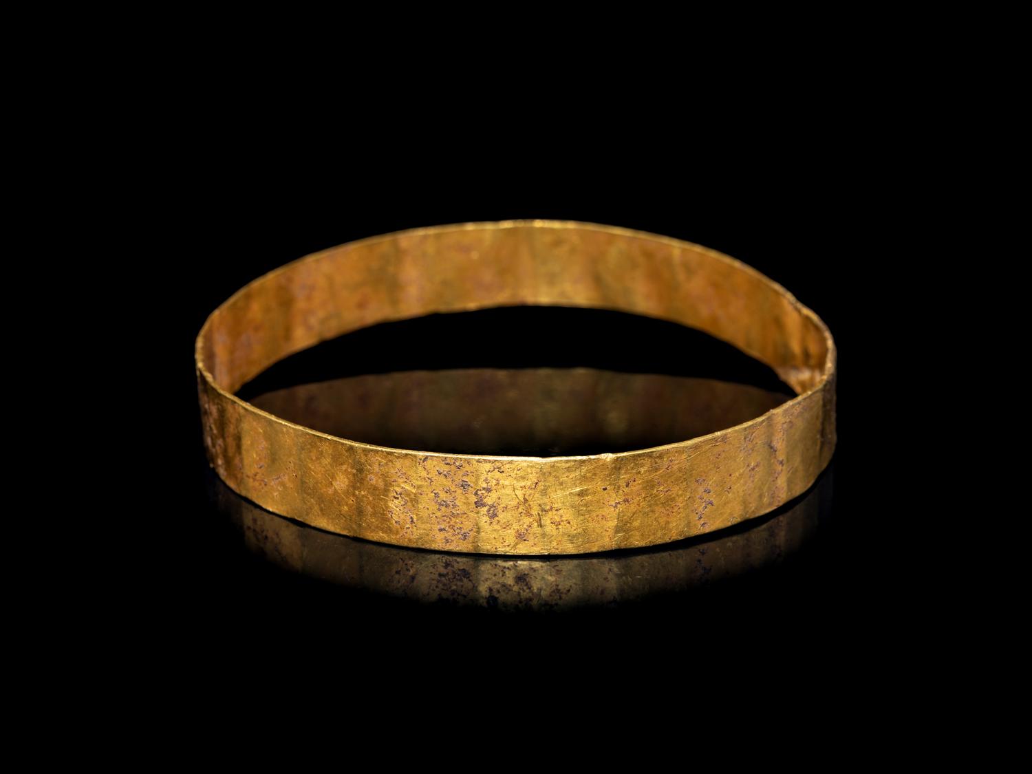 An Anatolian Gold Hammered-Band Armlet or Bracelet