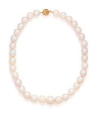 CULTURED SOUTH SEA PEARL NECKLACE