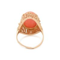 YELLOW GOLD AND CORAL RING