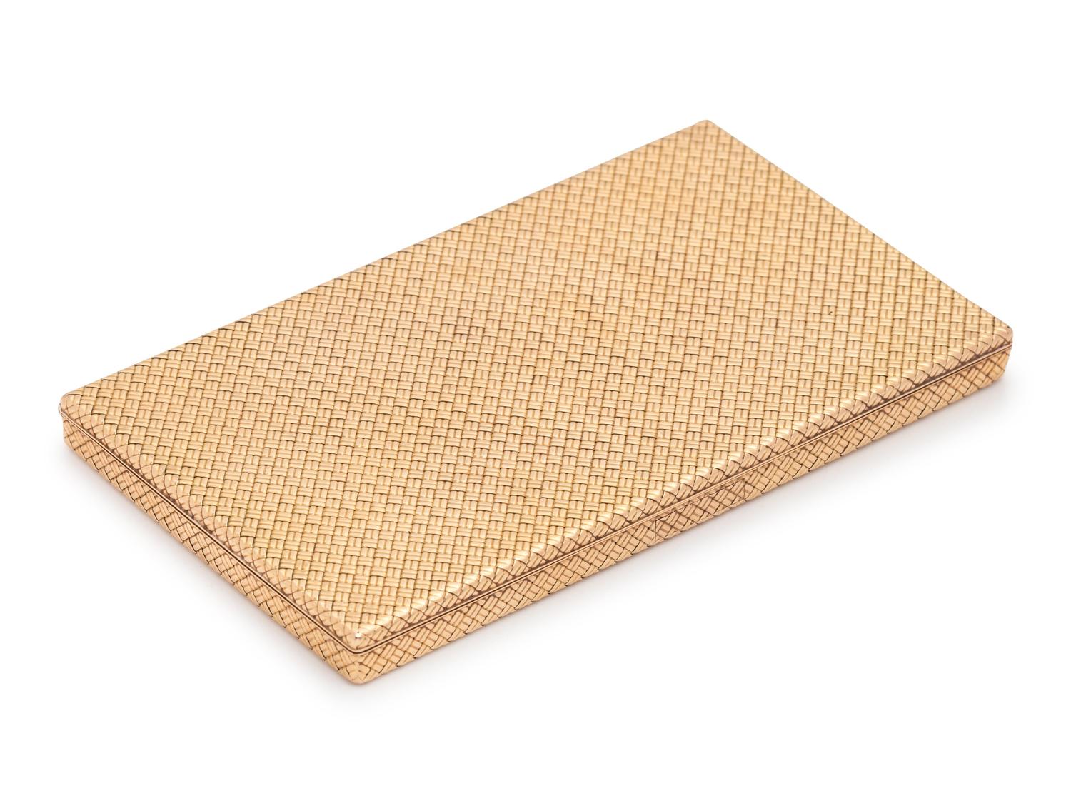 Van Cleef & Arpels, Gold Compact