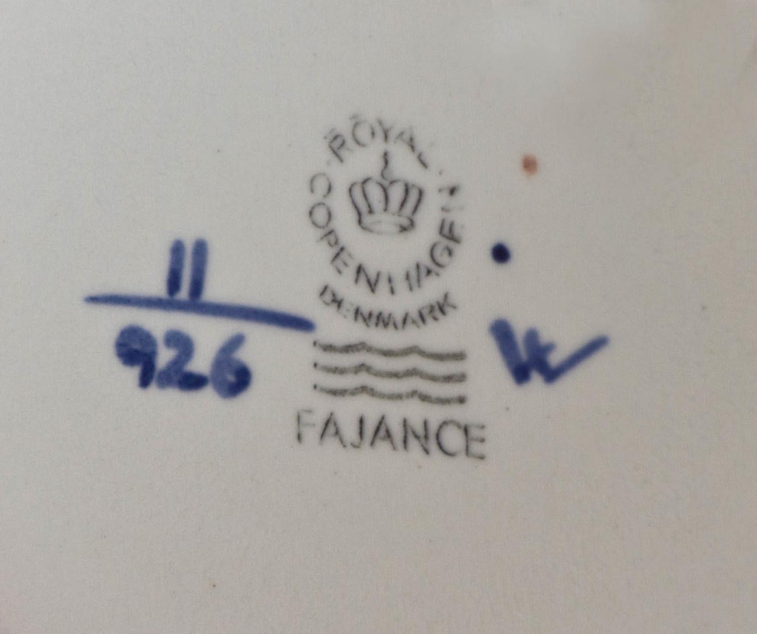 A Royal Copenhagen Porcelain Dinner Service, Diameter of dinner plate 10 inches.