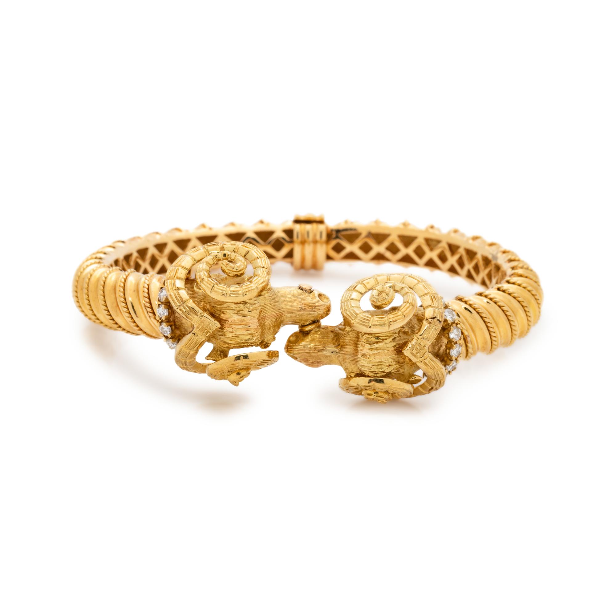 YELLOW GOLD AND DIAMOND BANGLE BRACELET
