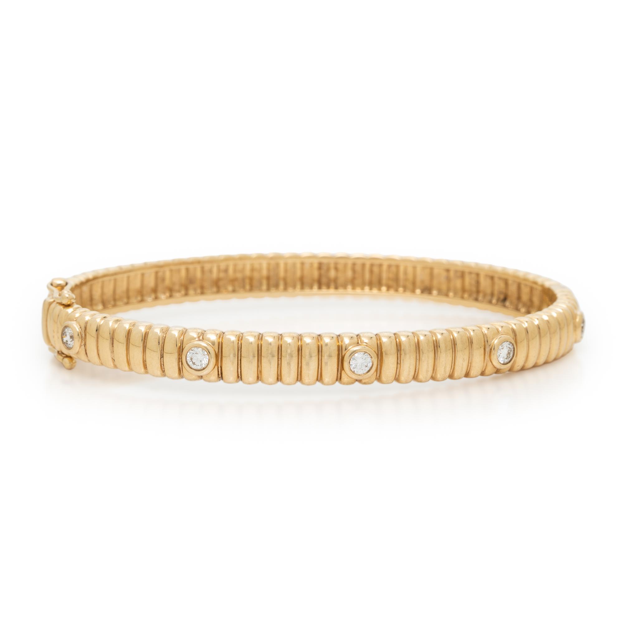 YELLOW GOLD AND DIAMOND BANGLE BRACELET