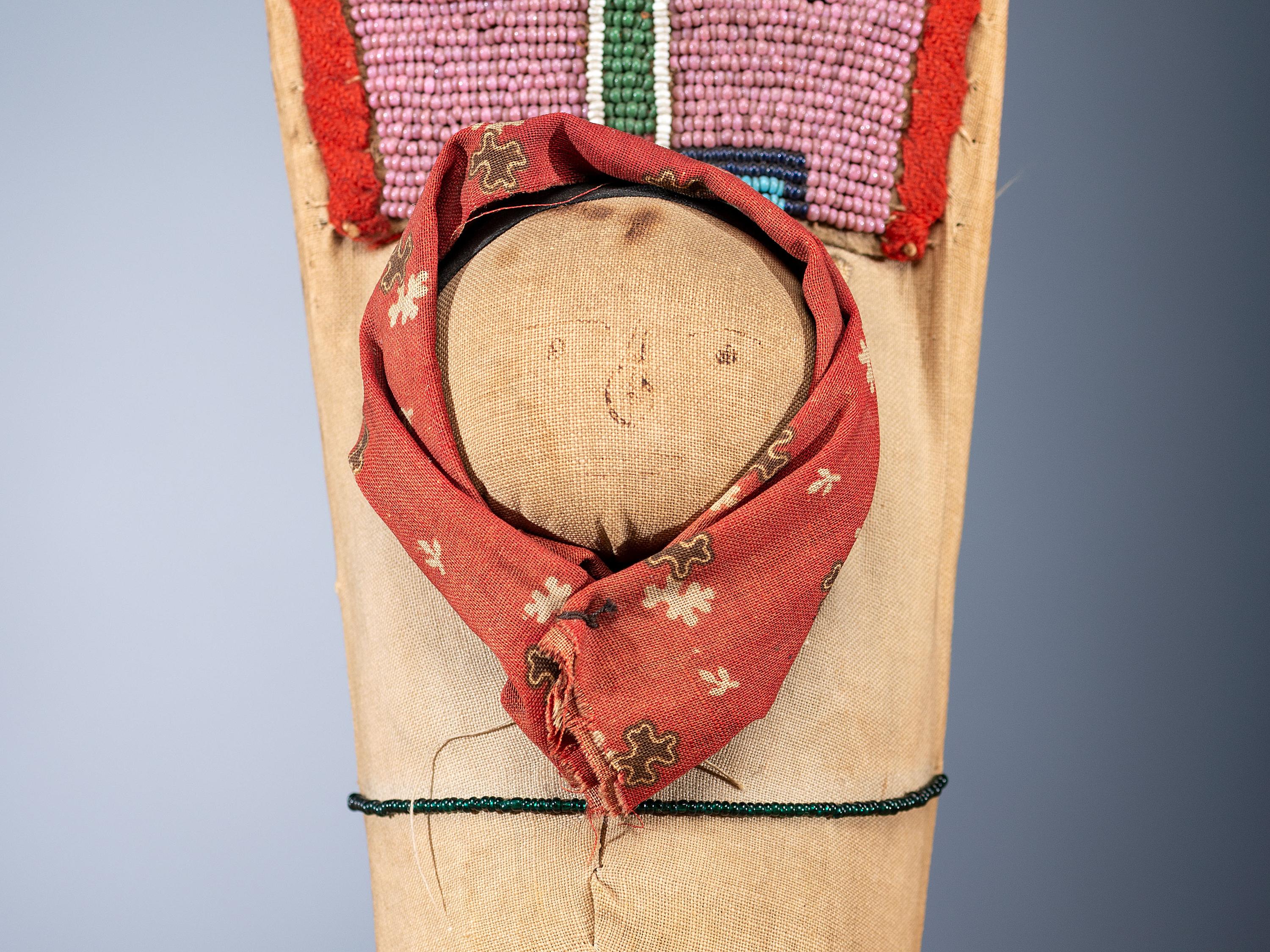 Apsáalooke [Crow] Beaded Toy Cradle