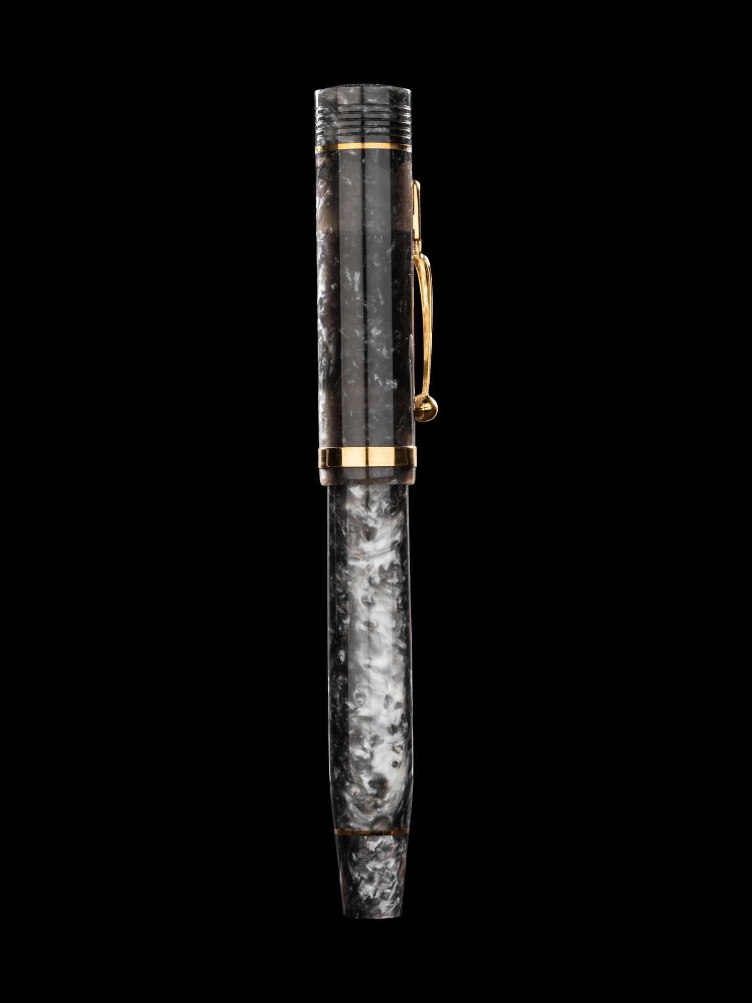 Conway Stewart: Churchill-Grey Limited Edition Fountain Pen and Ink Set