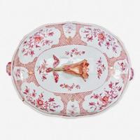 A Chinese Export Porcelain Puce-Decorated Tureen, Cover, and Stand Third quarter 18th century