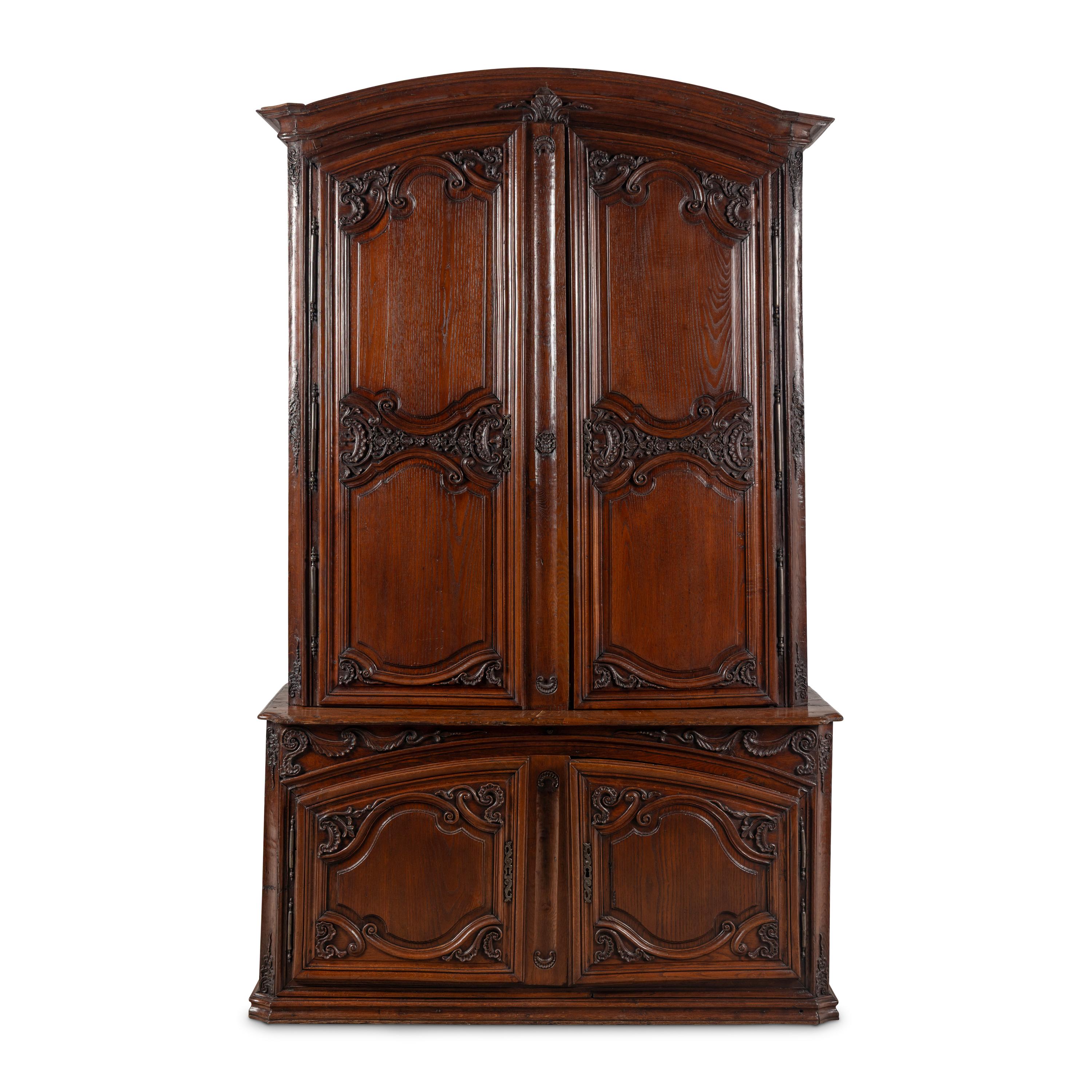 A Louis XV Cabinet à Deux Corps