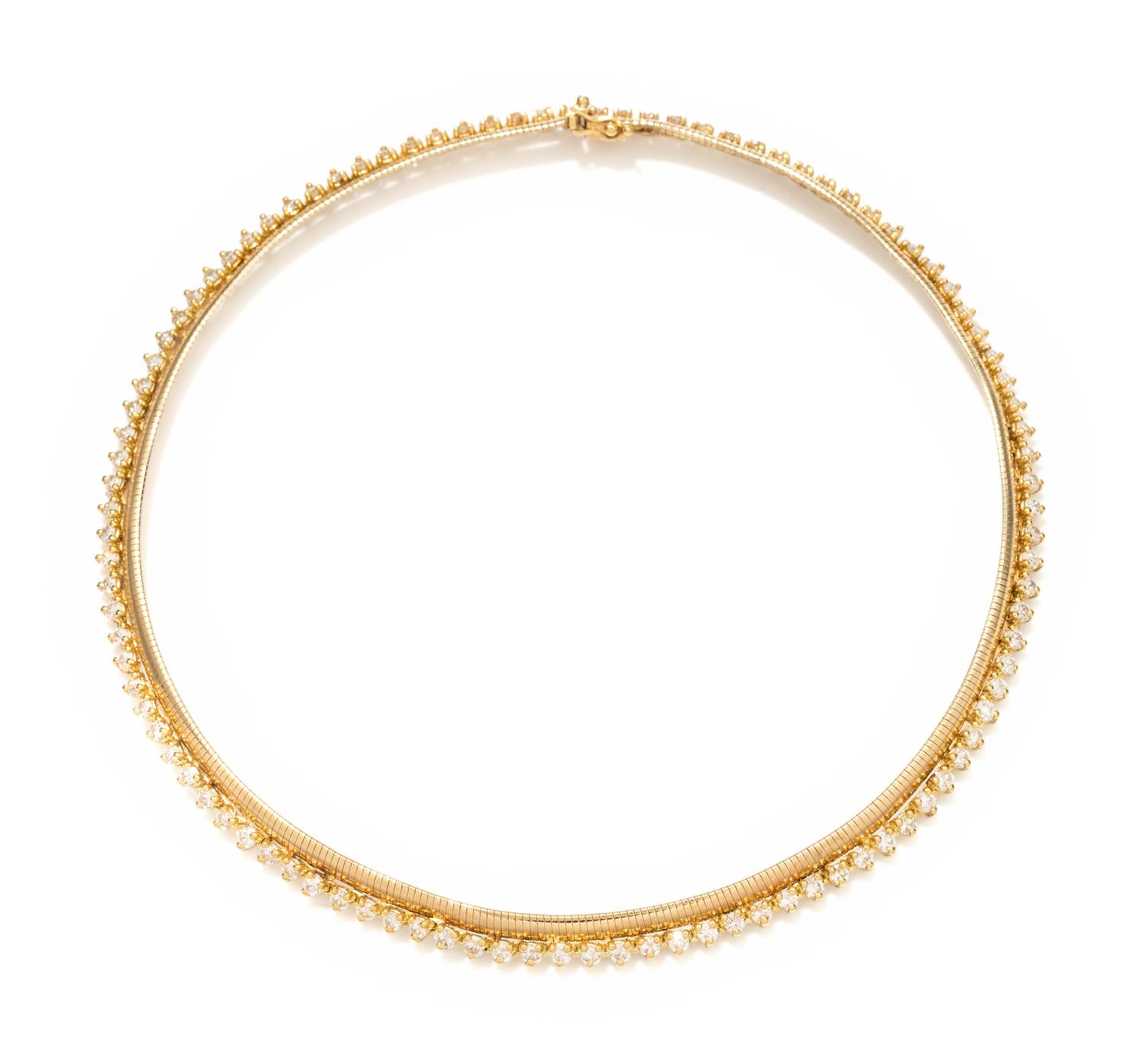 YELLOW GOLD AND DIAMOND NECKLACE