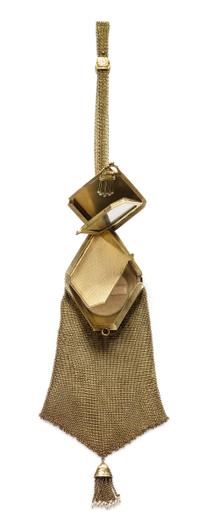 An Edwardian 14 Karat Yellow Gold, Seed Pearl and Sapphire Mesh Purse Necessaire, 81.90 dwts.