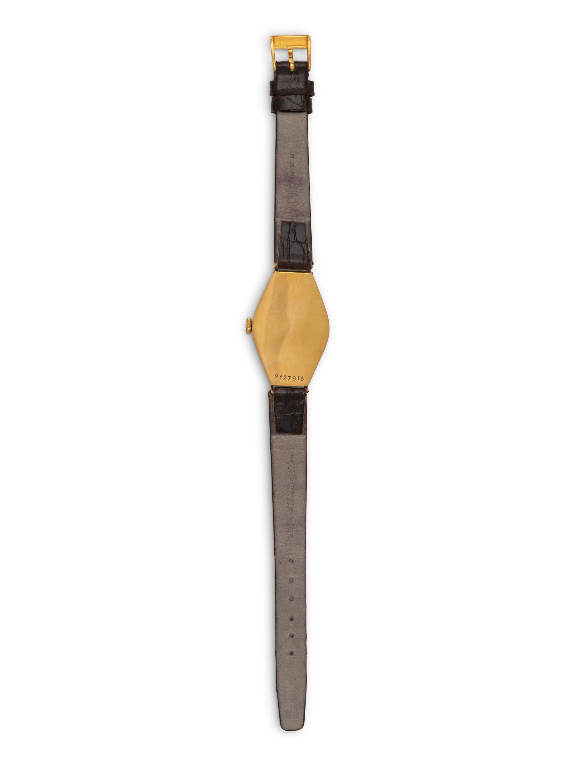PATEK PHILIPPE, 18K YELLOW GOLD 'TONNEAU' WATCH