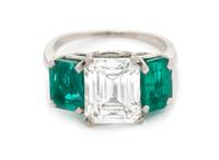 A Platinum, Diamond and Emerald Ring, 4.00 dwts.