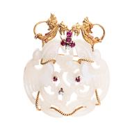 JADE, RUBY AND DIAMOND PENDANT/BROOCH