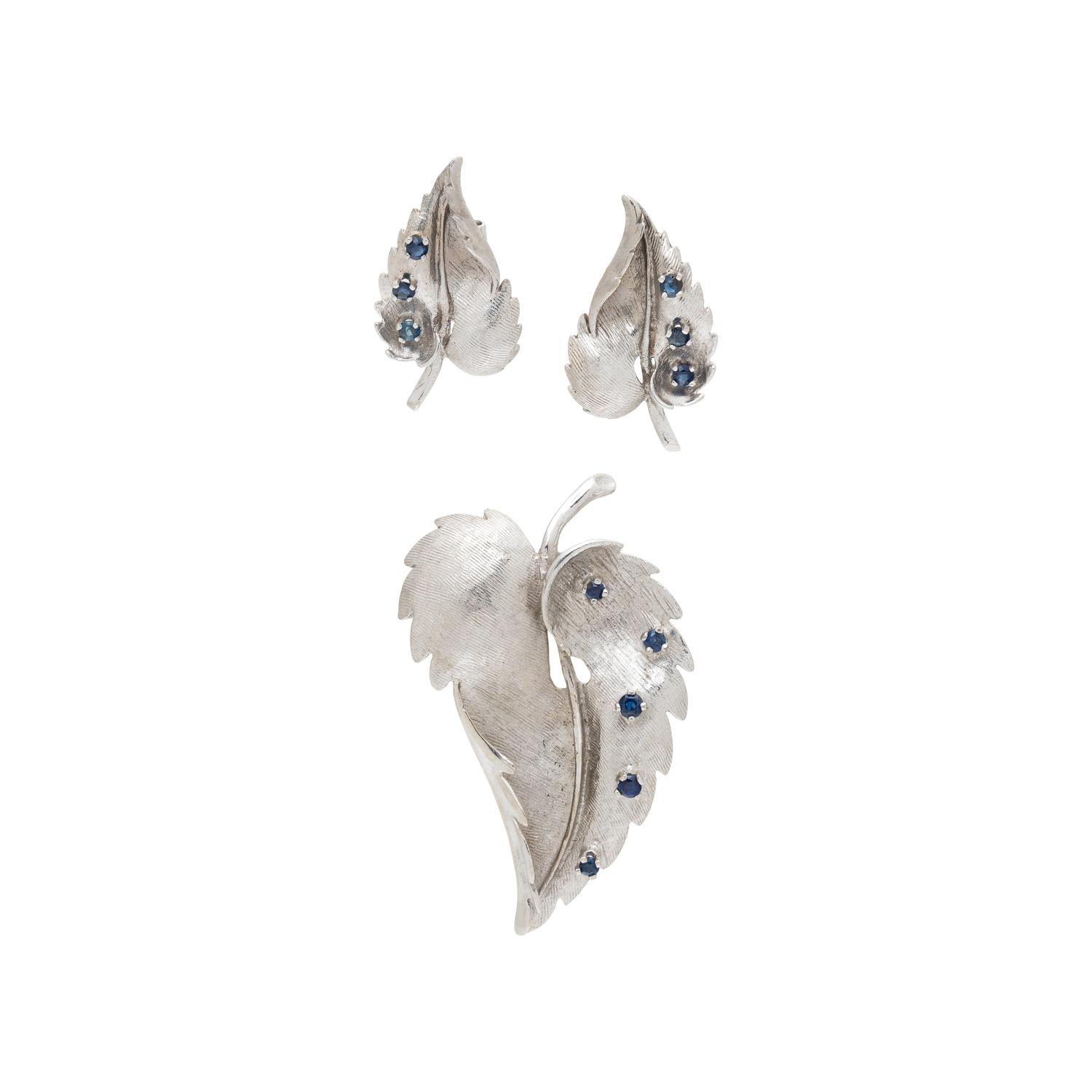 WHITE GOLD AND SAPPHIRE JEWELRY SET