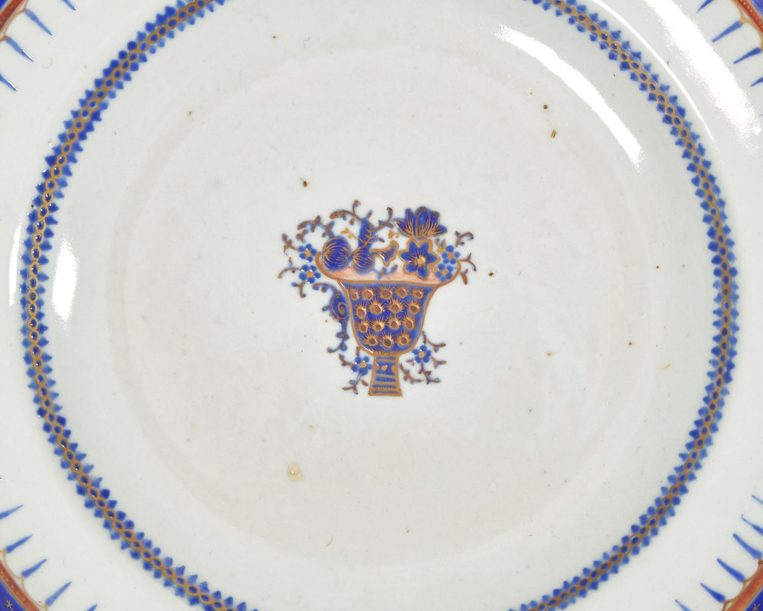 An Extensive Chinese Export Porcelain Dinner Service