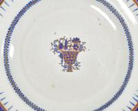 An Extensive Chinese Export Porcelain Dinner Service
