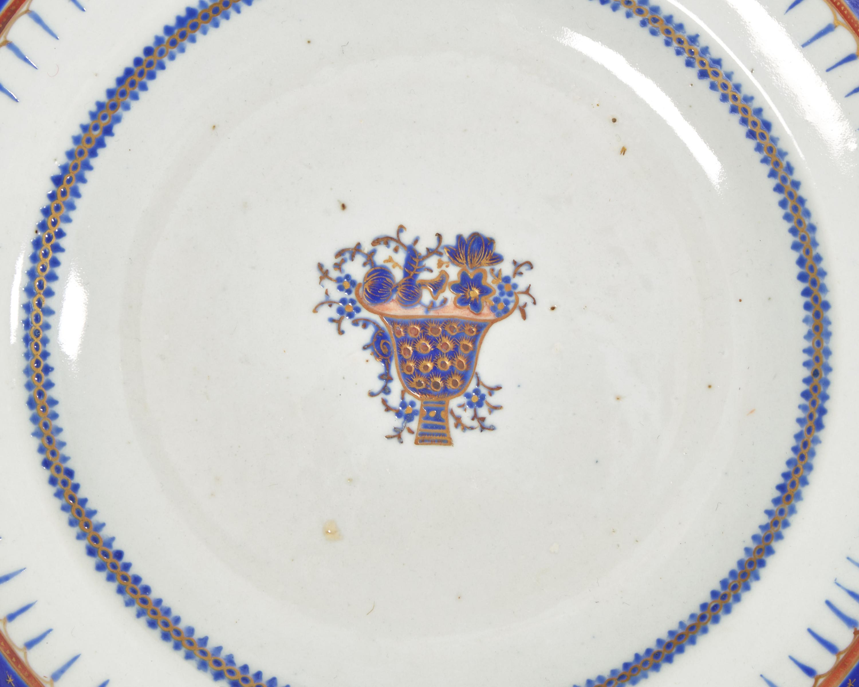An Extensive Chinese Export Porcelain Dinner Service
