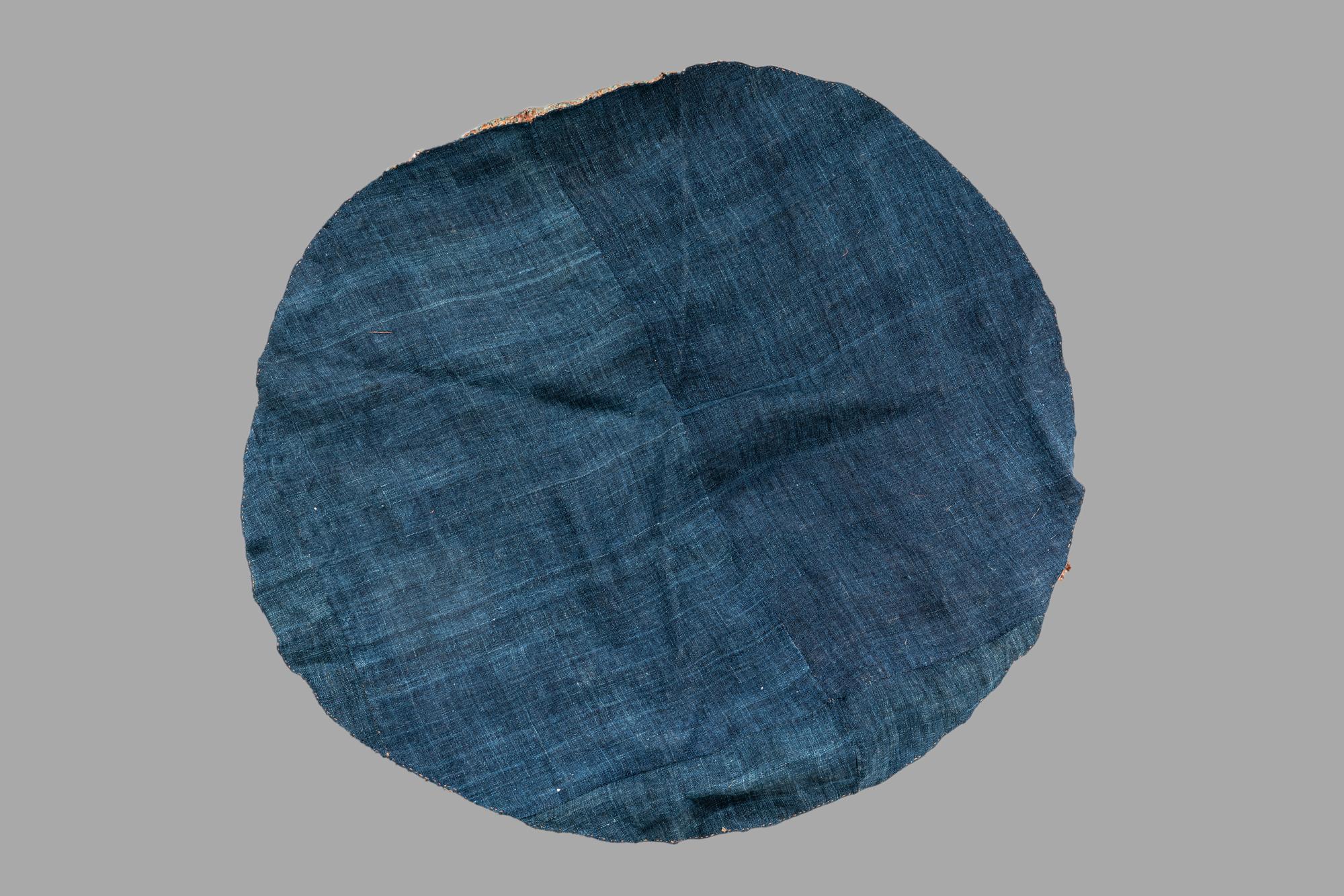 A Kesi Woven Silk 'Dragon' Ceremonial Roundel