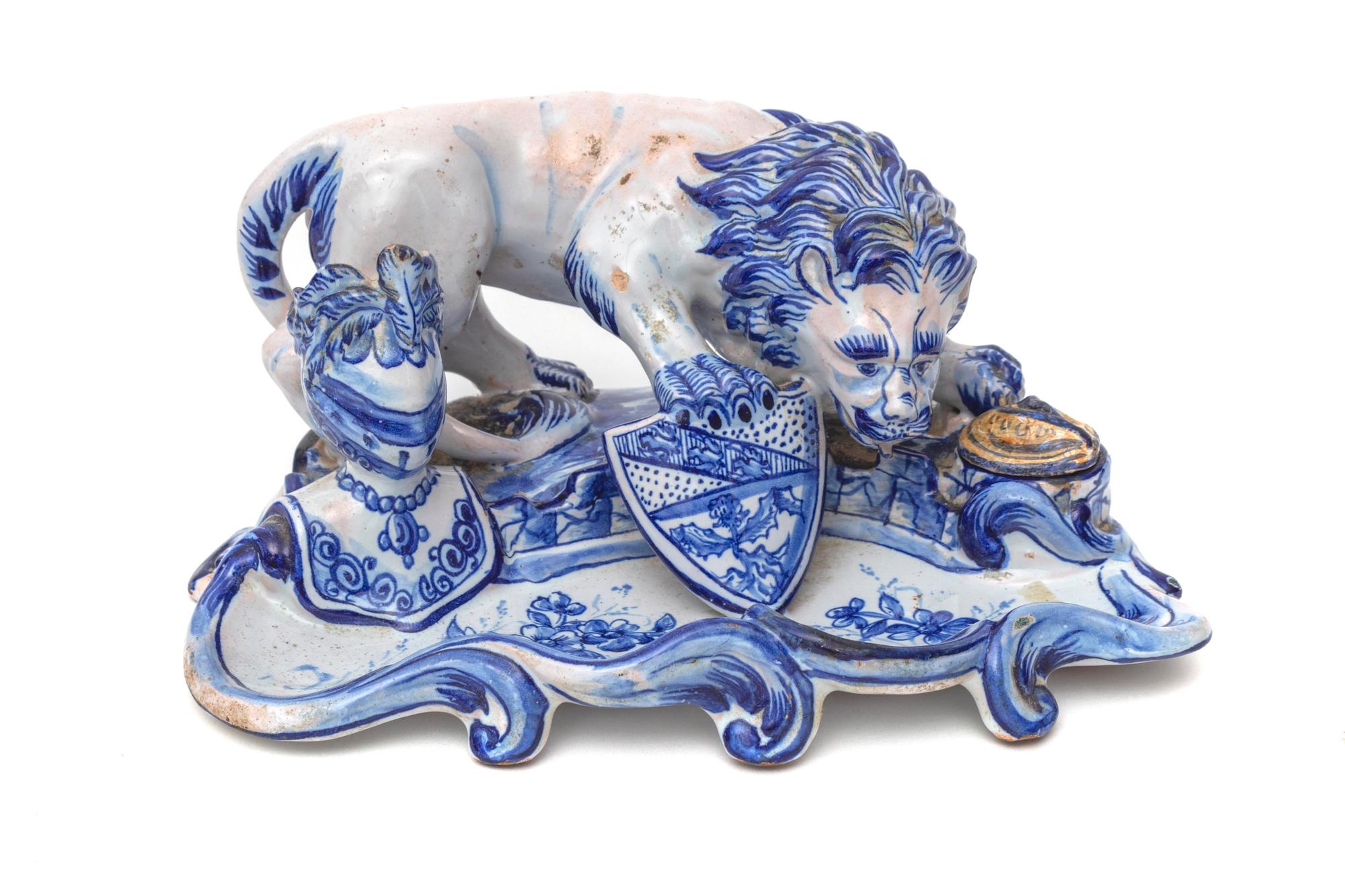 An Italian Majolica Lion-Form Ink Stand — 19TH CENTURY