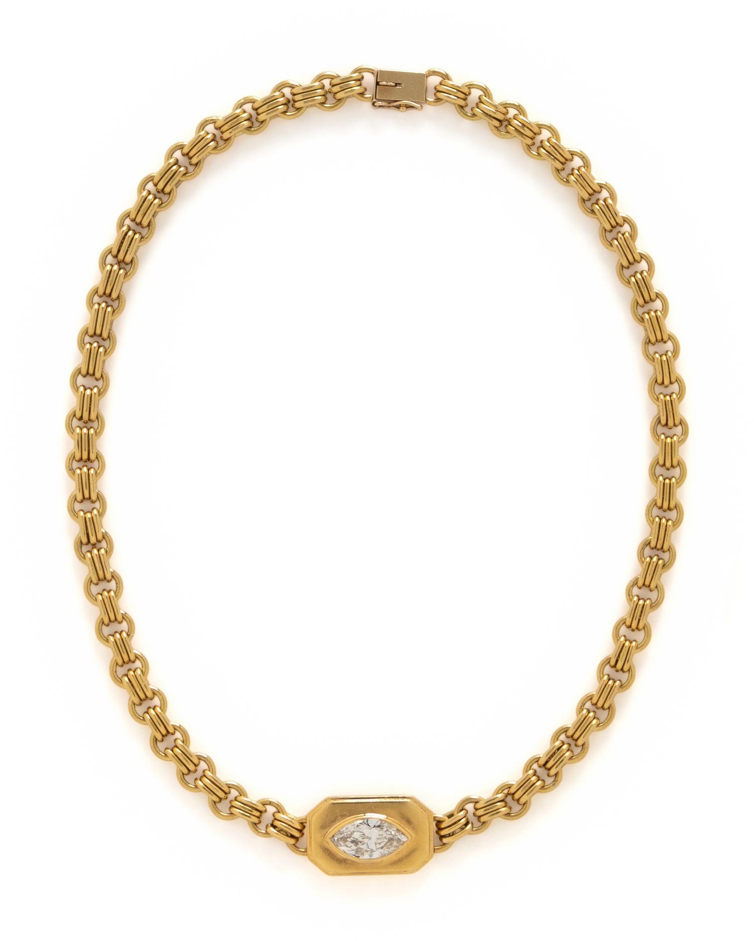 YELLOW GOLD AND DIAMOND NECKLACE