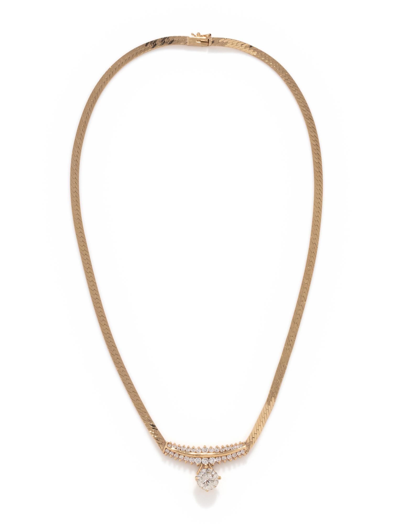 YELLOW GOLD AND DIAMOND NECKLACE