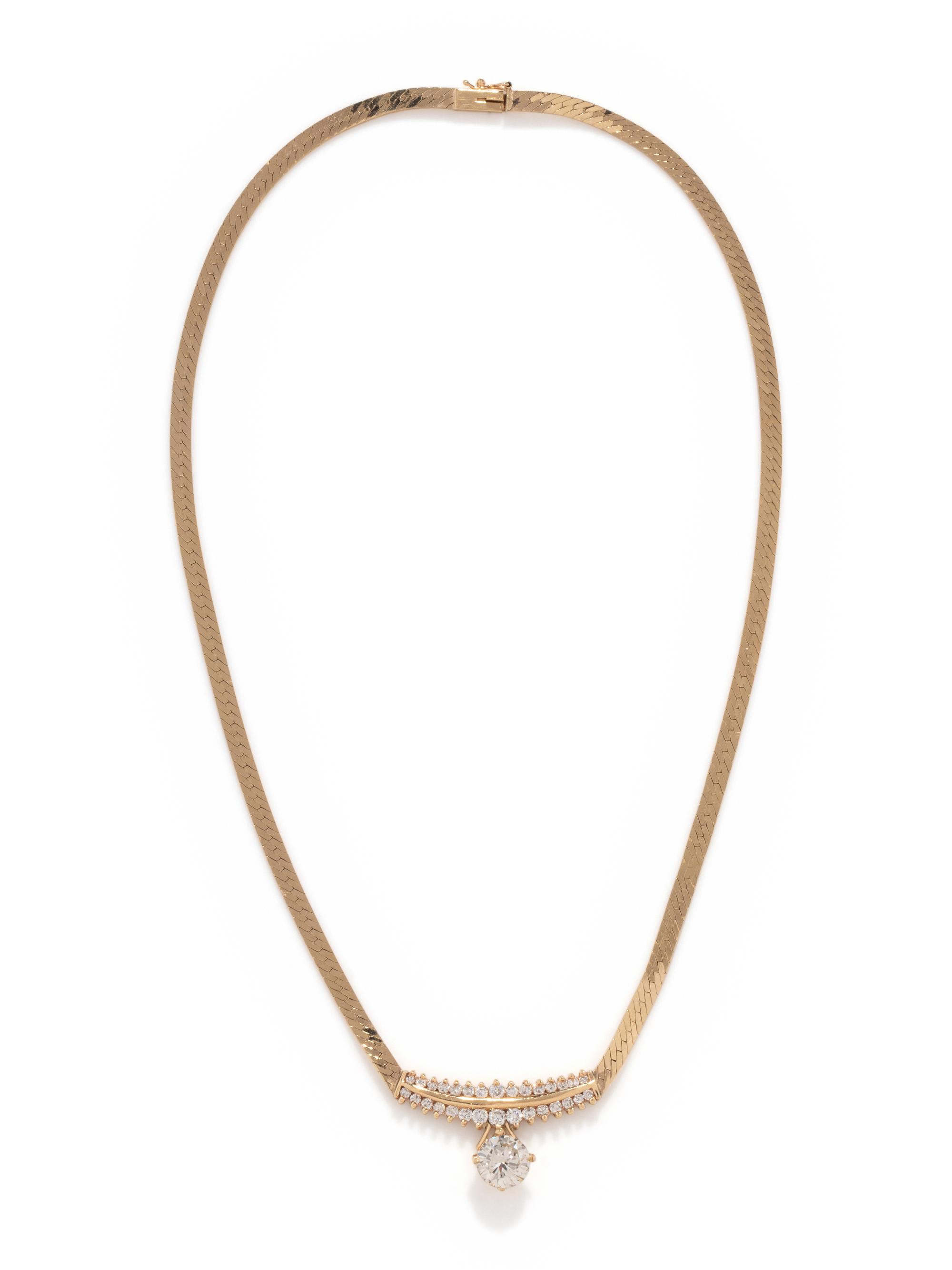 YELLOW GOLD AND DIAMOND NECKLACE