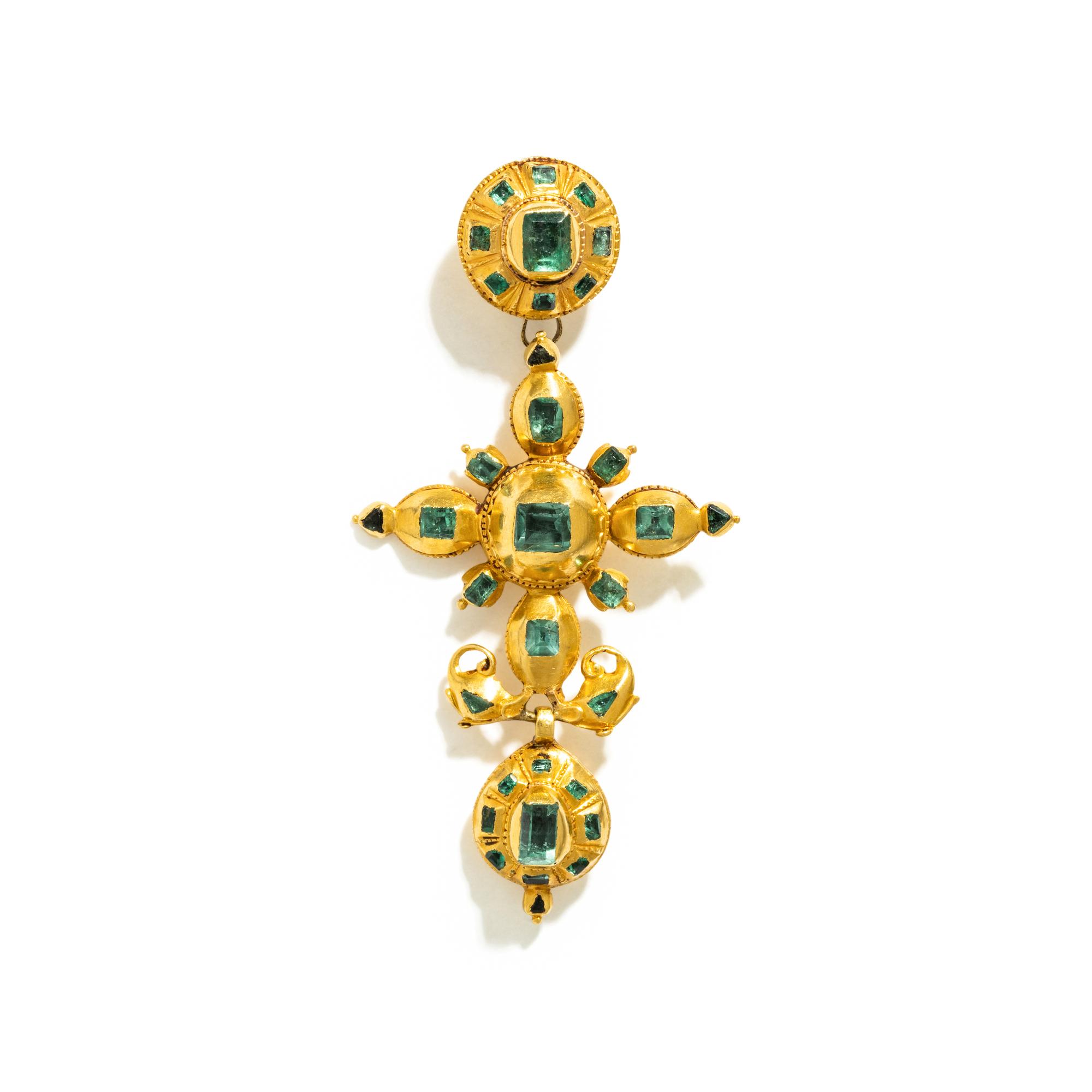 GEORGIAN, YELLOW GOLD AND EMERALD PENDANT