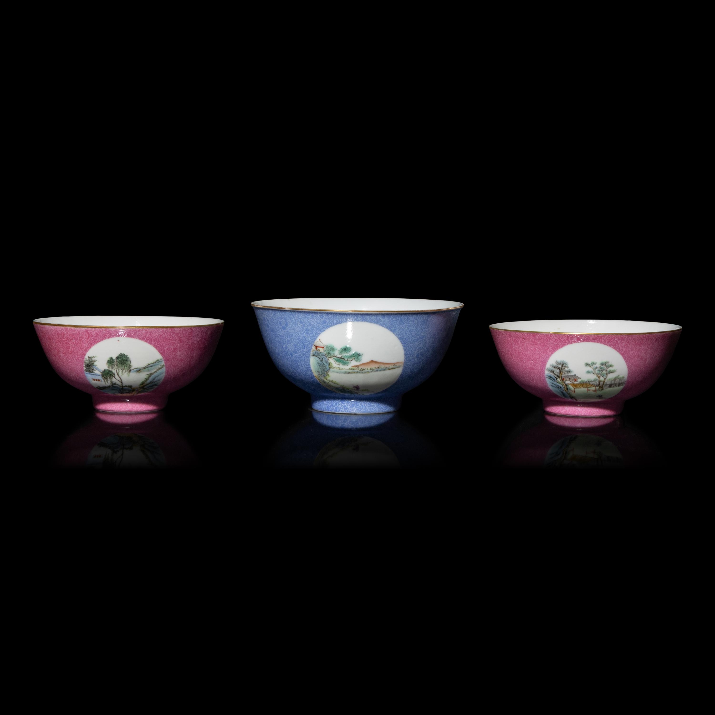 Three Chinese Sgraffito Ground Famille Rose Porcelain 'Landscape' Bowls, Early 20th Century — 民國 軋道粉彩開光山水圖碗三件