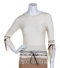 A Carolina Herrera Cream Sweater, Size S.