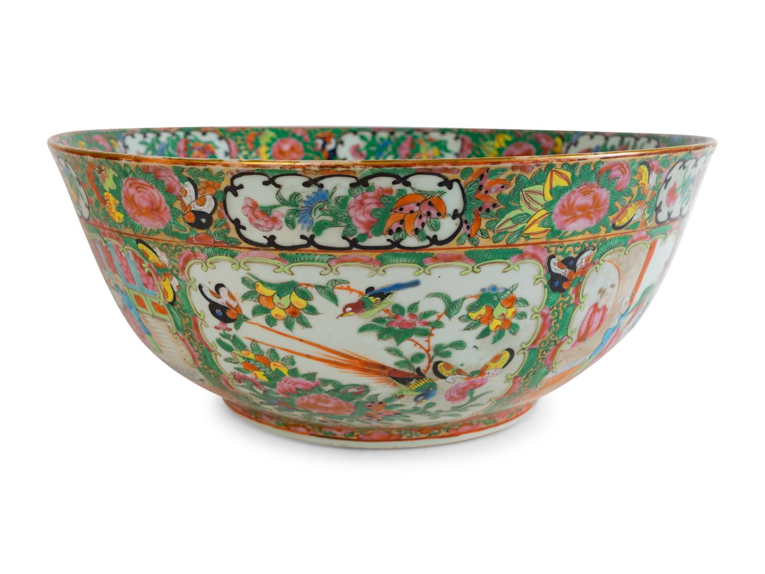 A Large Chinese Export Gold Medallion Porcelain Punch Bowl — 19TH CENTURY