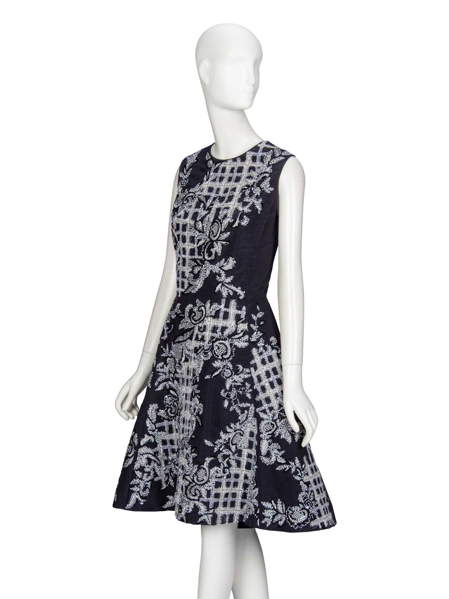 Oscar de la Renta, Lace-Embellished Cocktail Dress