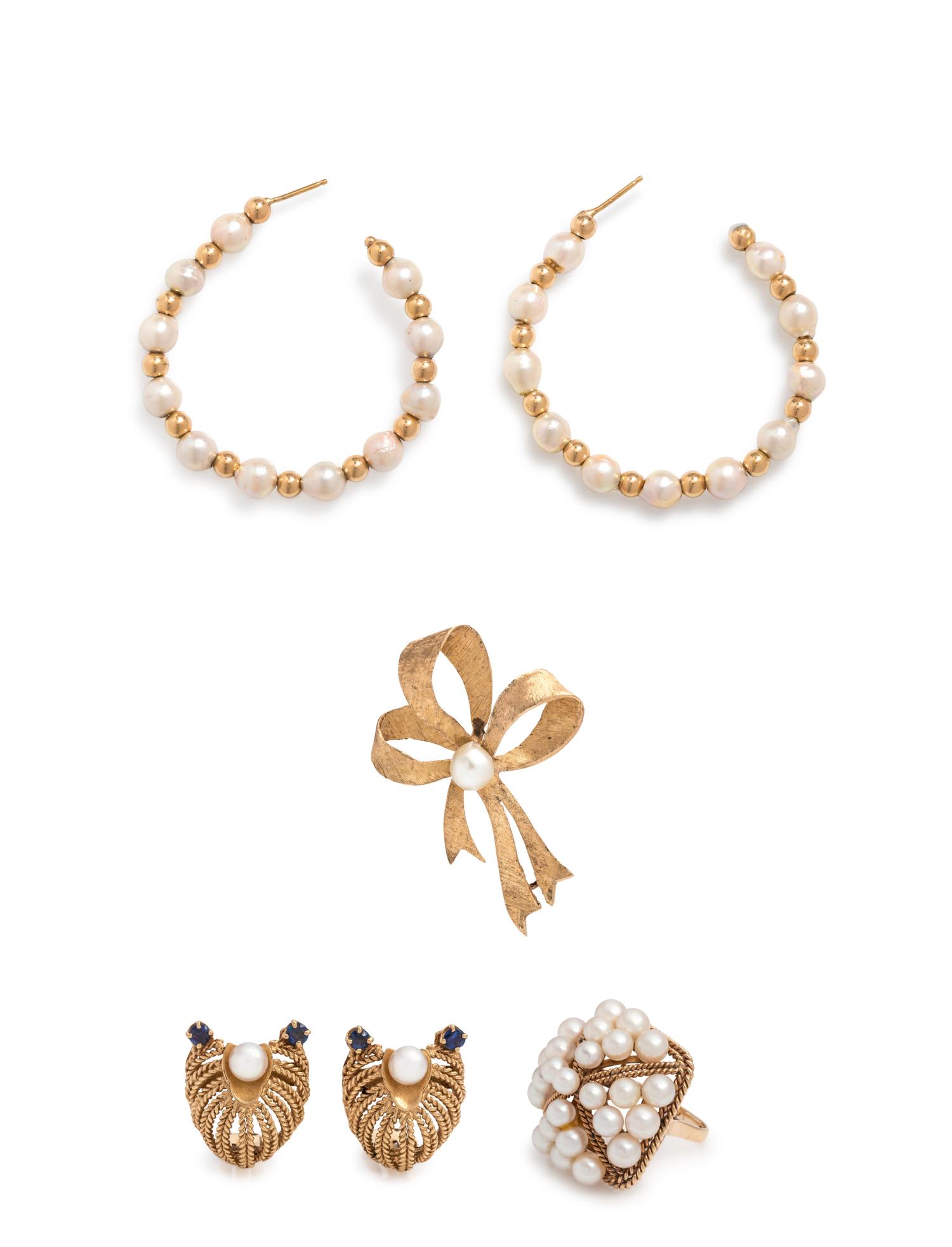 COLLECTION OF YELLOW GOLD AND CULTURED PEARL JEWELRY