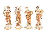 A Capodimonte Porcelain Figural Seventeen-Piece Table Garniture