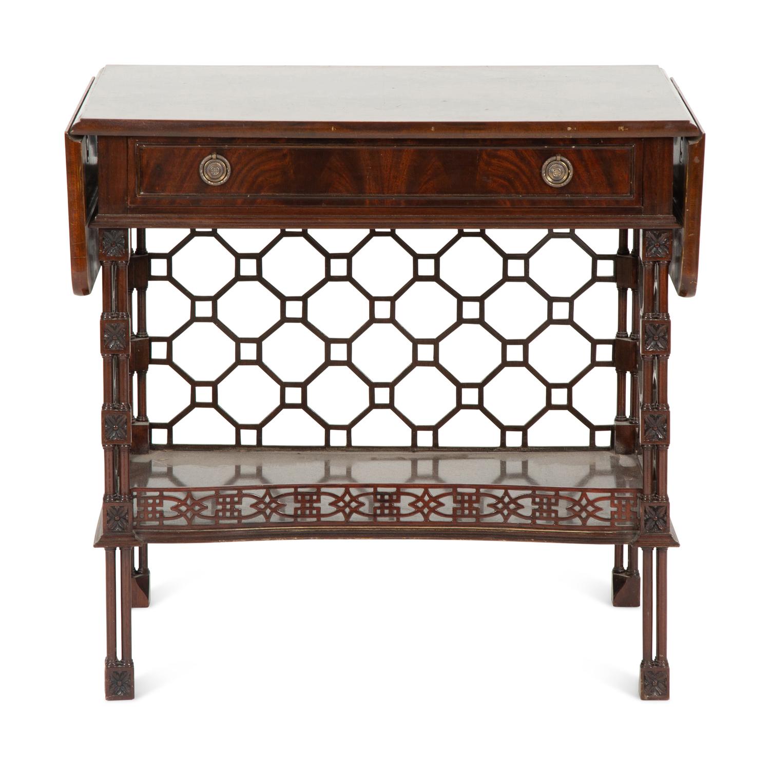 A Regency Mahogany Drop Leaf Table